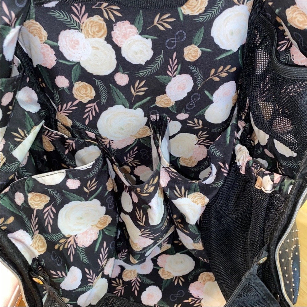 ☀️HOLD☀️Itzy Ritzy OG Chelsea Boss Back Backpack - Picture 6 of 8